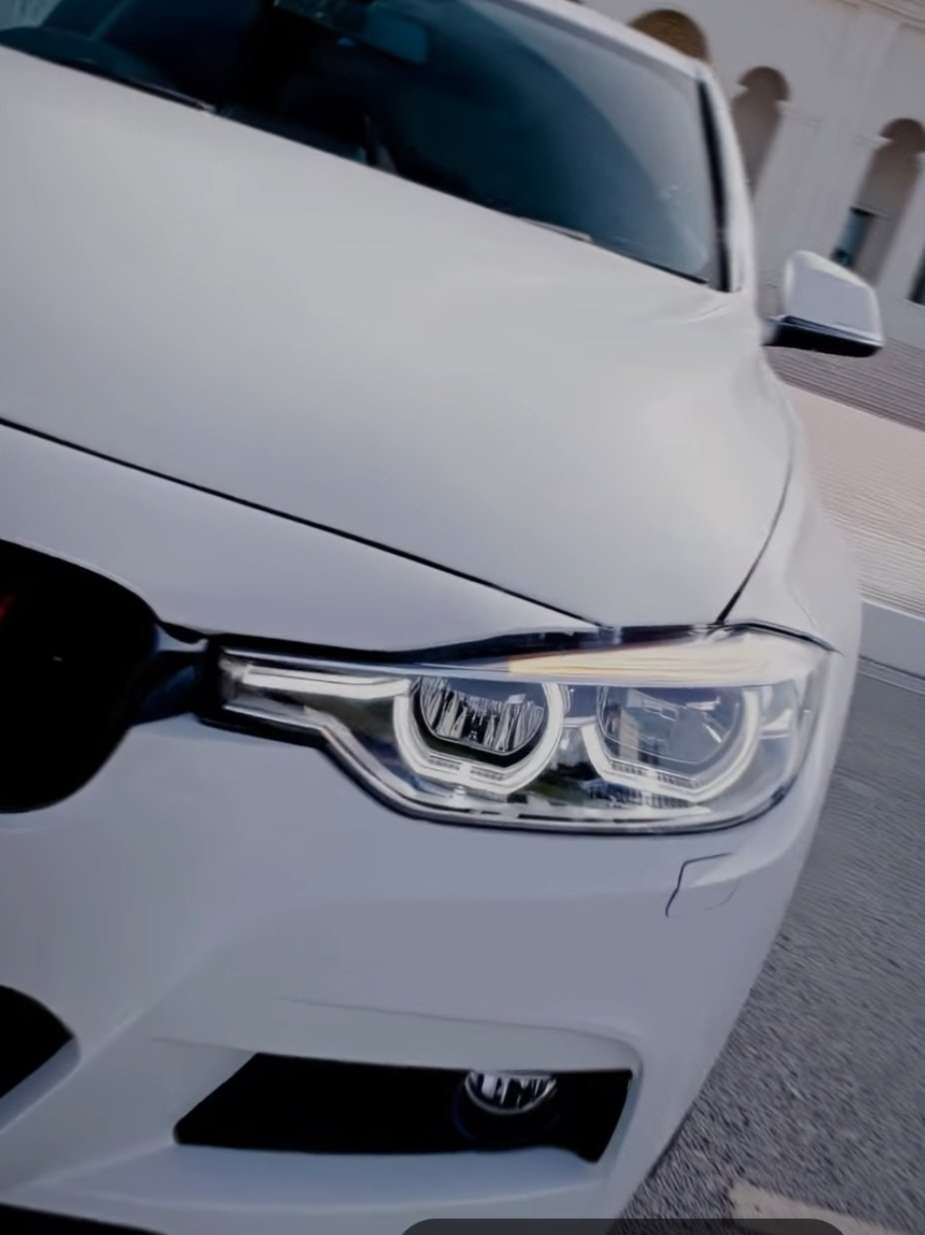 Βιτρίνα Πελατών BMW 1