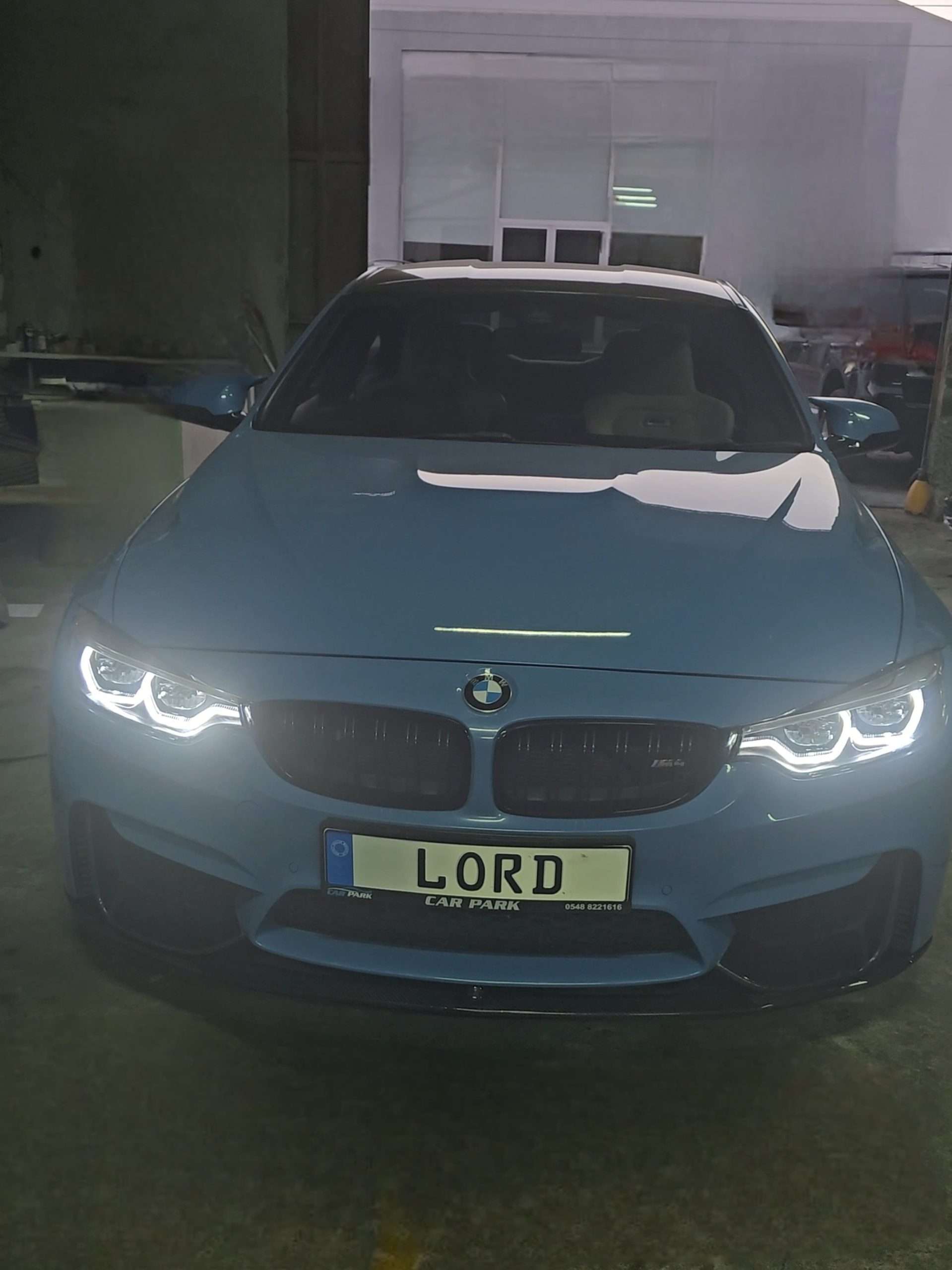 Βιτρίνα Πελατών BMW 2